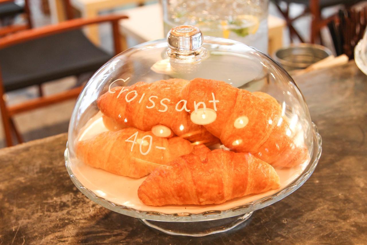 Thonglor Travellers Hostel And Cafe Bangkok Zewnętrze zdjęcie